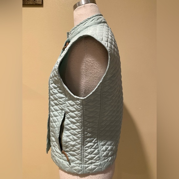 MaxMara Weekend Quilted Vest - Picture 3 of 12